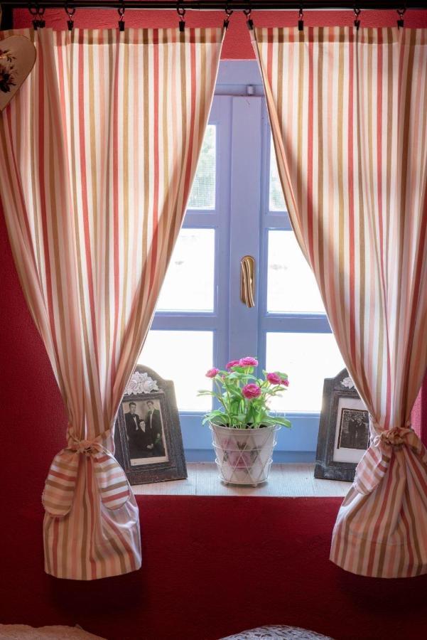 Minodora'S Guesthouse Dikorfo Eksteriør billede